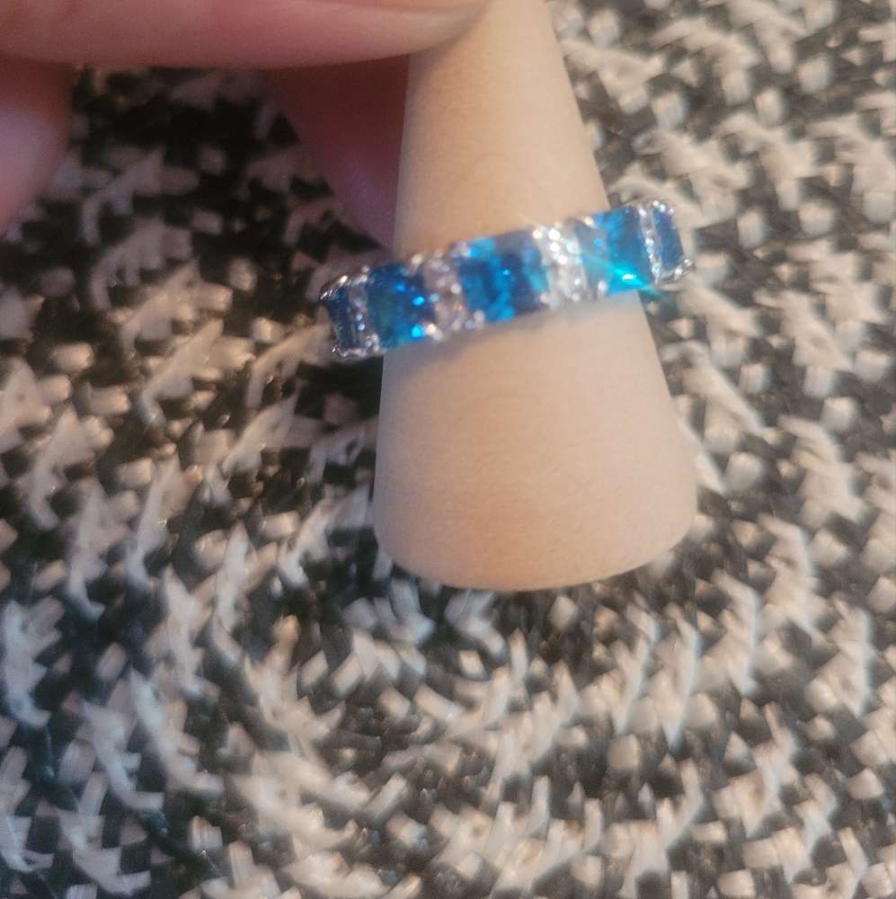 NEW Bomb Party Ring Uptown Glamour